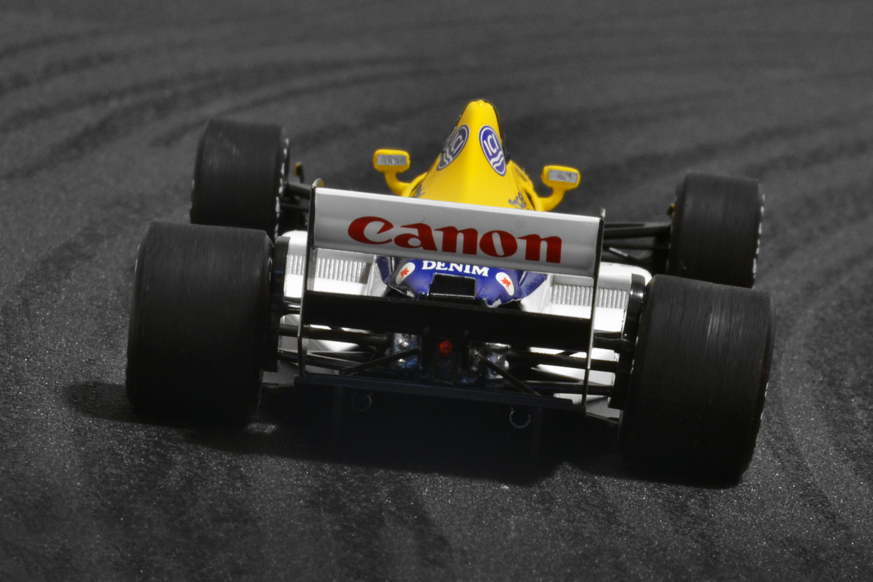 Williams FW12 Riccardo Patrese 1988 - Spark 1:43