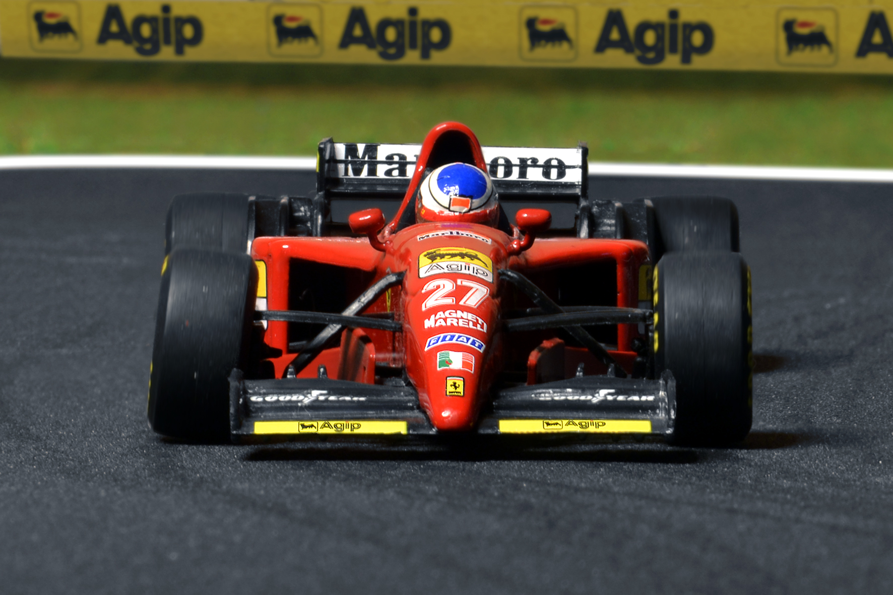 Ferrari 412T2 Jean Alesi 1995 - Minichamps 1:43