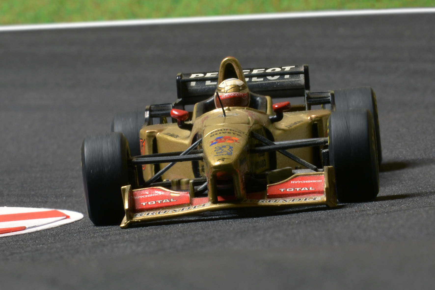 Jordan 196 Martin Brundle 1996 - Minichamps 1:43