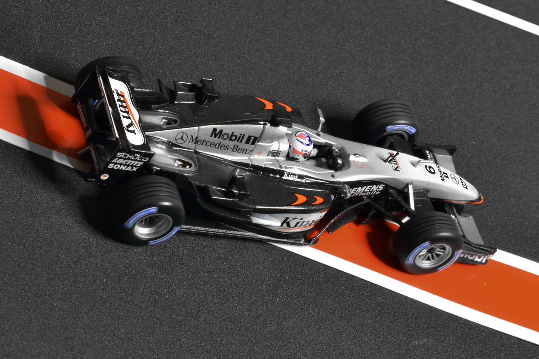 McLaren MP4-17D Kimi Räikkönen 2003 - Minichamps 1:43