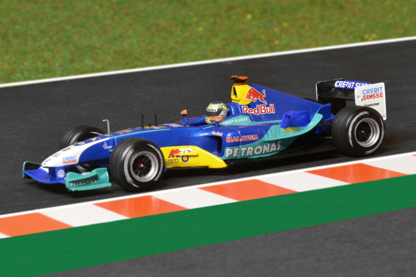 Sauber C23 Giancarlo Fisichella 2004 - Minichamps 1:43