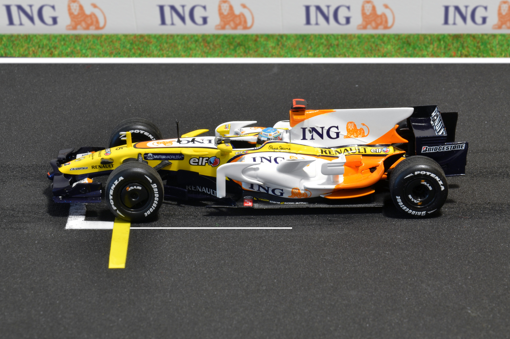 Renault R28 Fernando Alonso 2008 - Minichamps 1:43