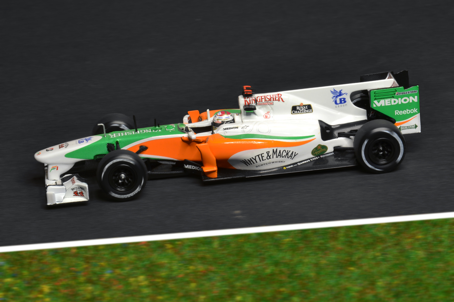 Force India VJM03 Adrian Sutil 2010 - Minichamps 1:43