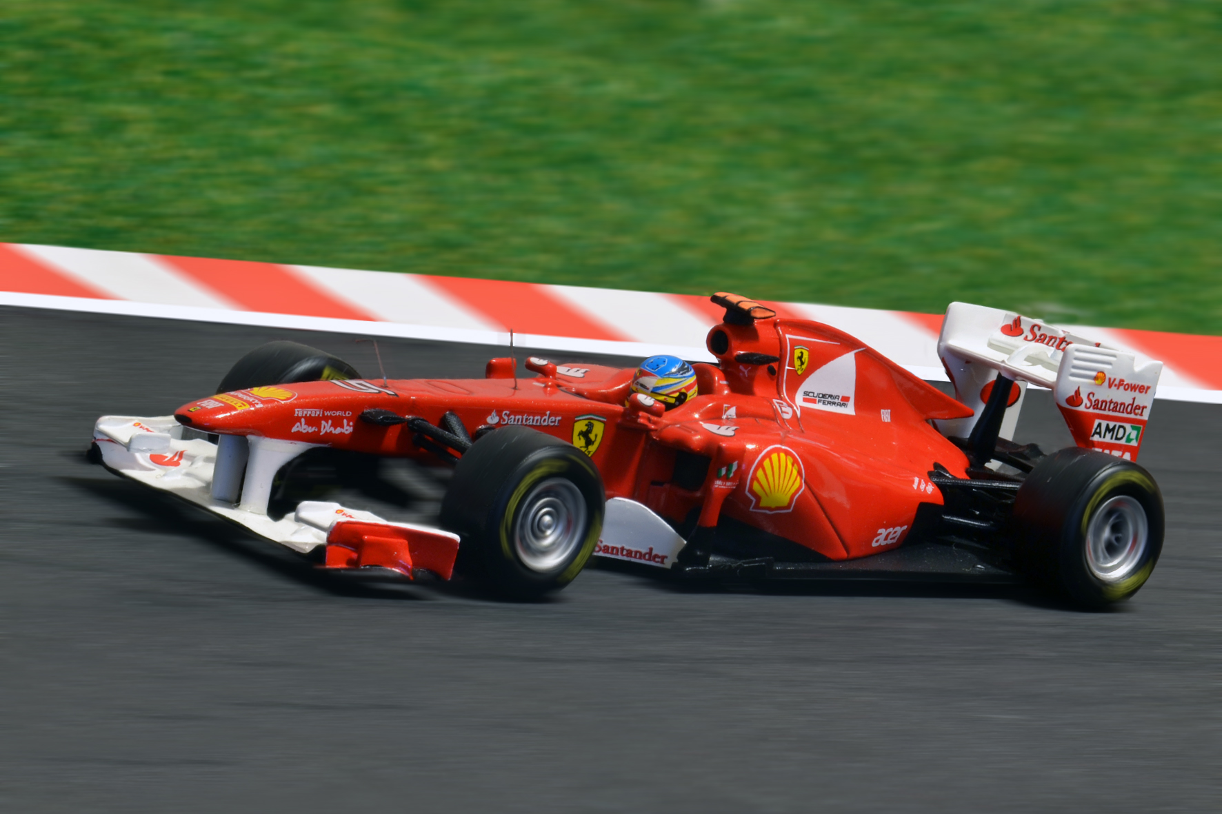 Év:2011<br />Modell: F150 Italia<br />Pilóta: Fernando Alonso<br />Gyártó: Hot Wheels
