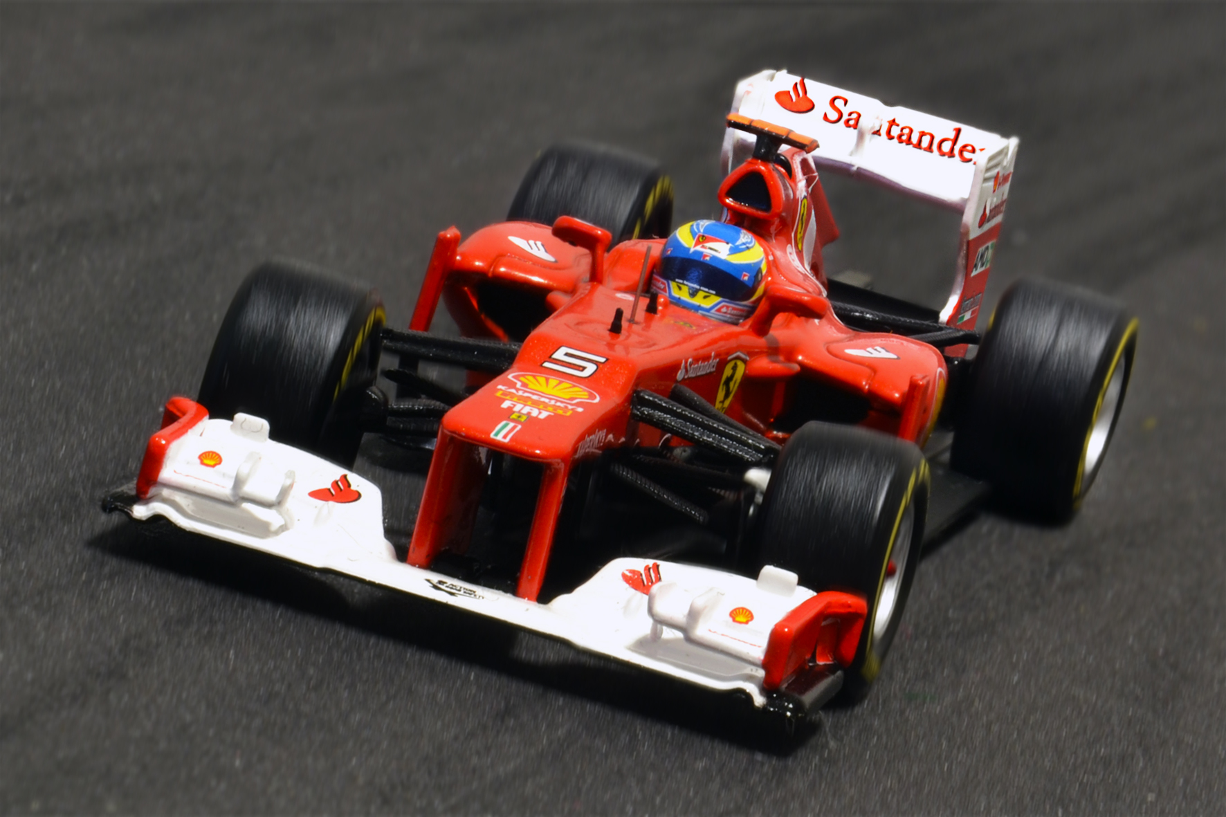 Év:2012<br />Modell: F2012<br />Pilóta: Fernando Alonso<br />Gyártó: Hot Wheels