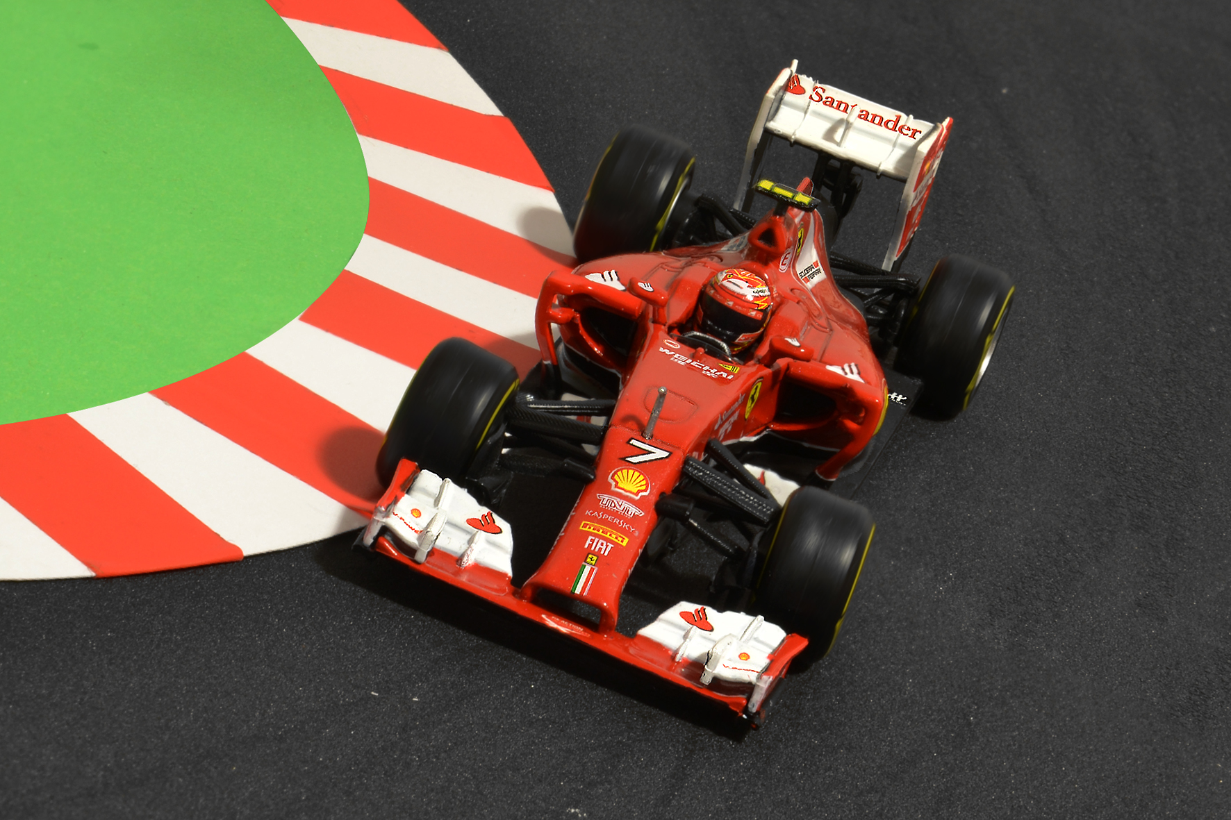 Ferrari F14-T Kimi Raikkonen 2014 - Hot Wheels 1:43