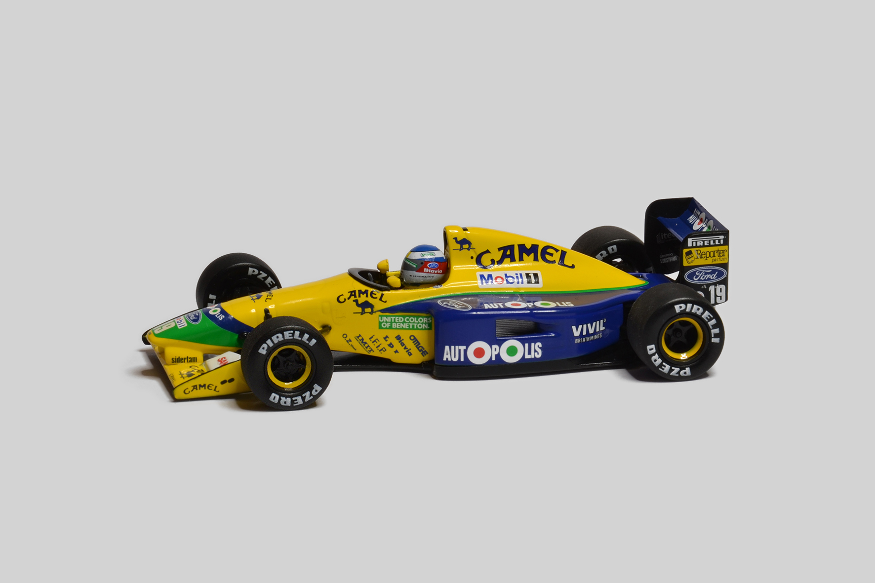 Benetton - Ford B191 | 1991 | Michael Schumacher | Minichamps