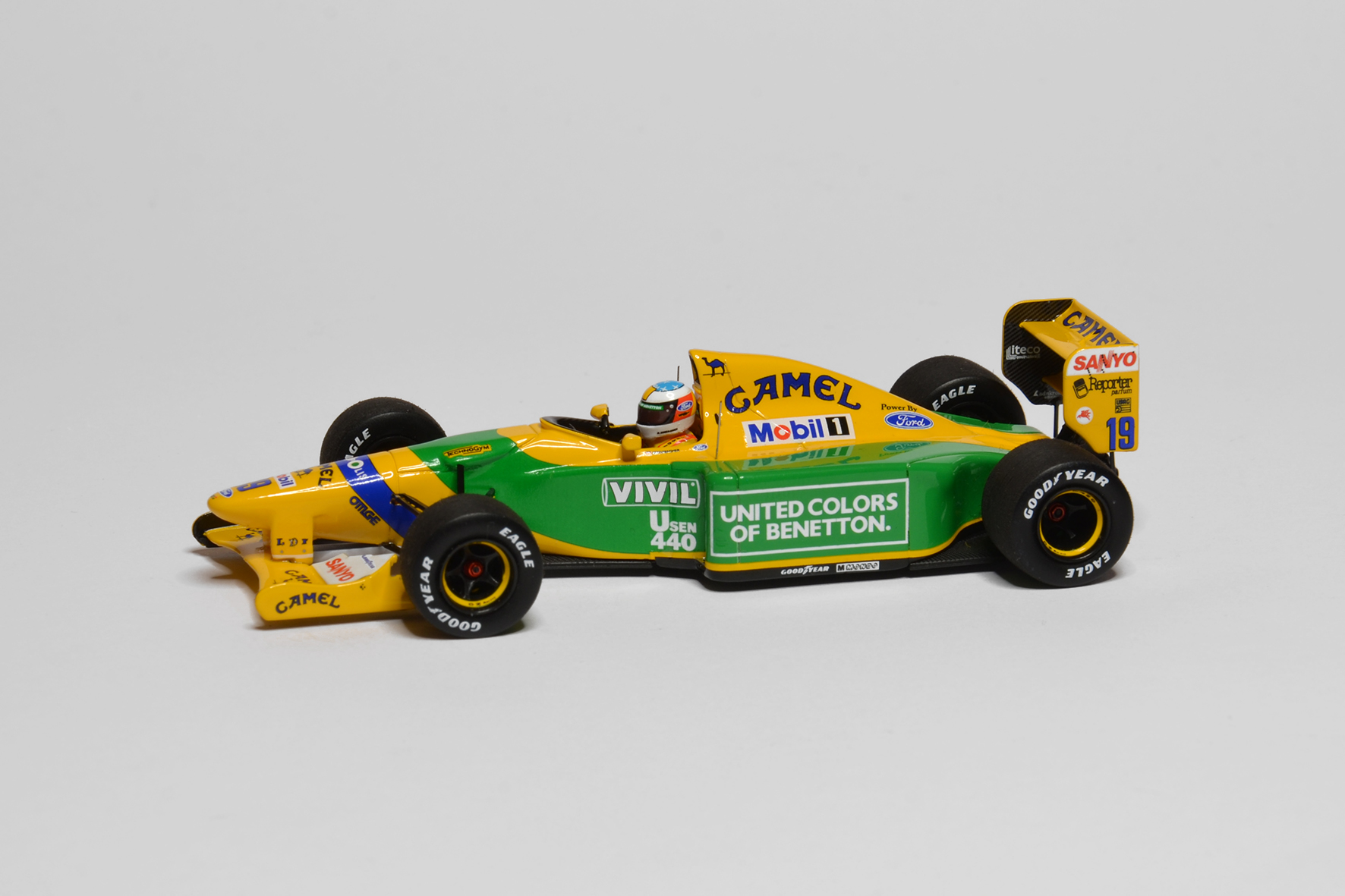 Benetton - Ford B192 | 1992 | Michael Schumacher | Minichamps
