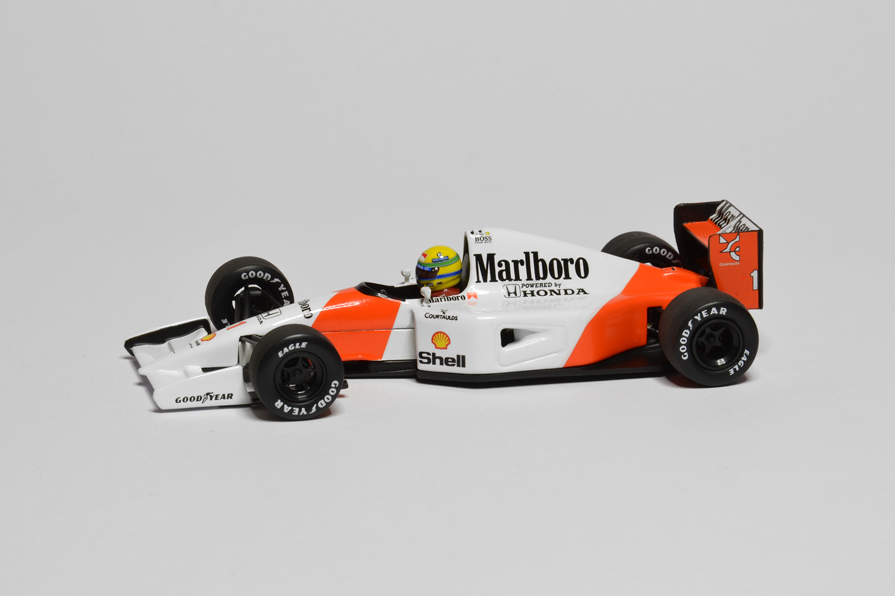 McLaren - Honda MP4/7 | 1992 | Ayrton Senna | Minichamps