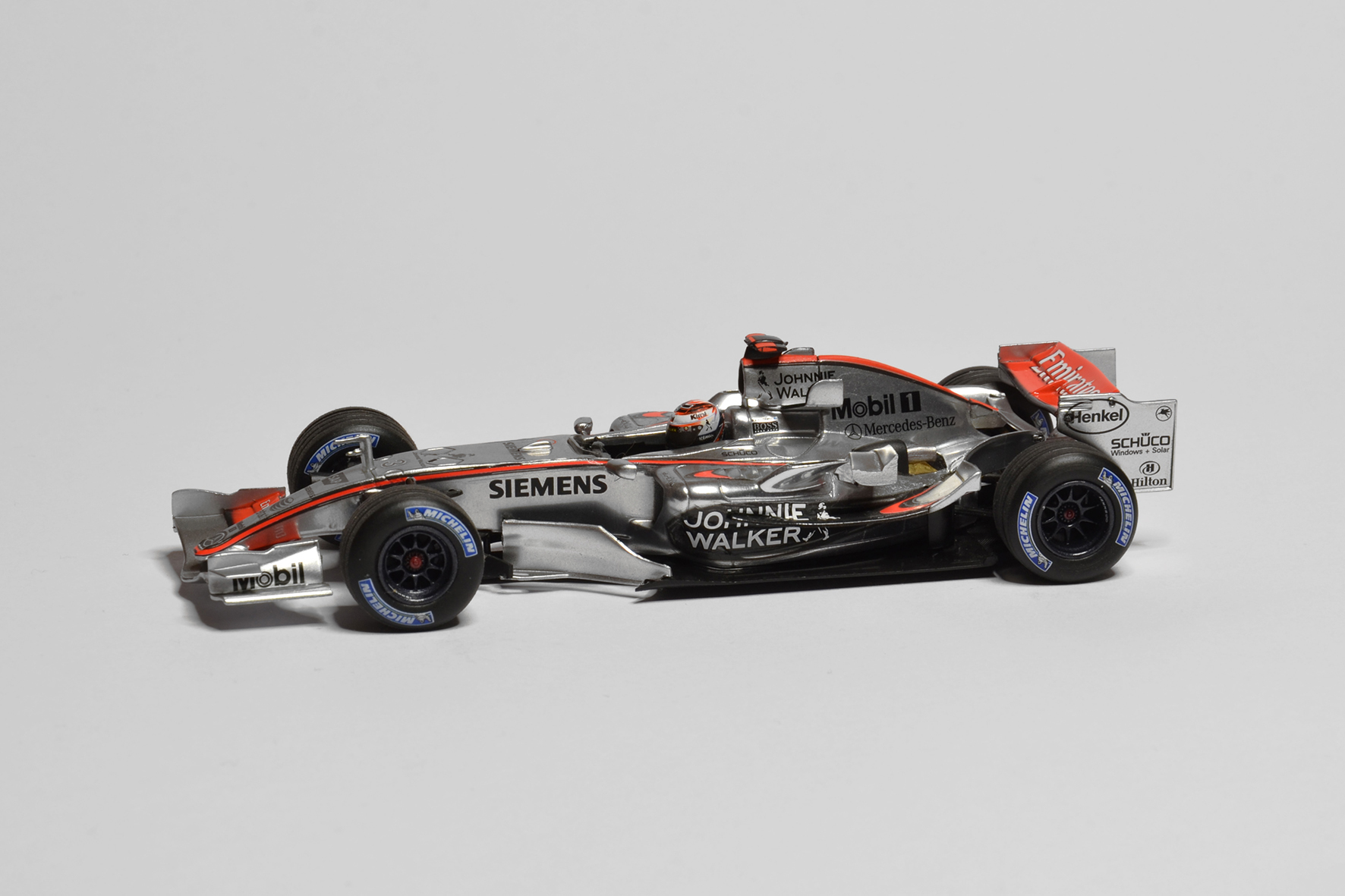 McLaren - Mercedes MP4-21 | 2006 | Kimi Raikkonen | Minichamps