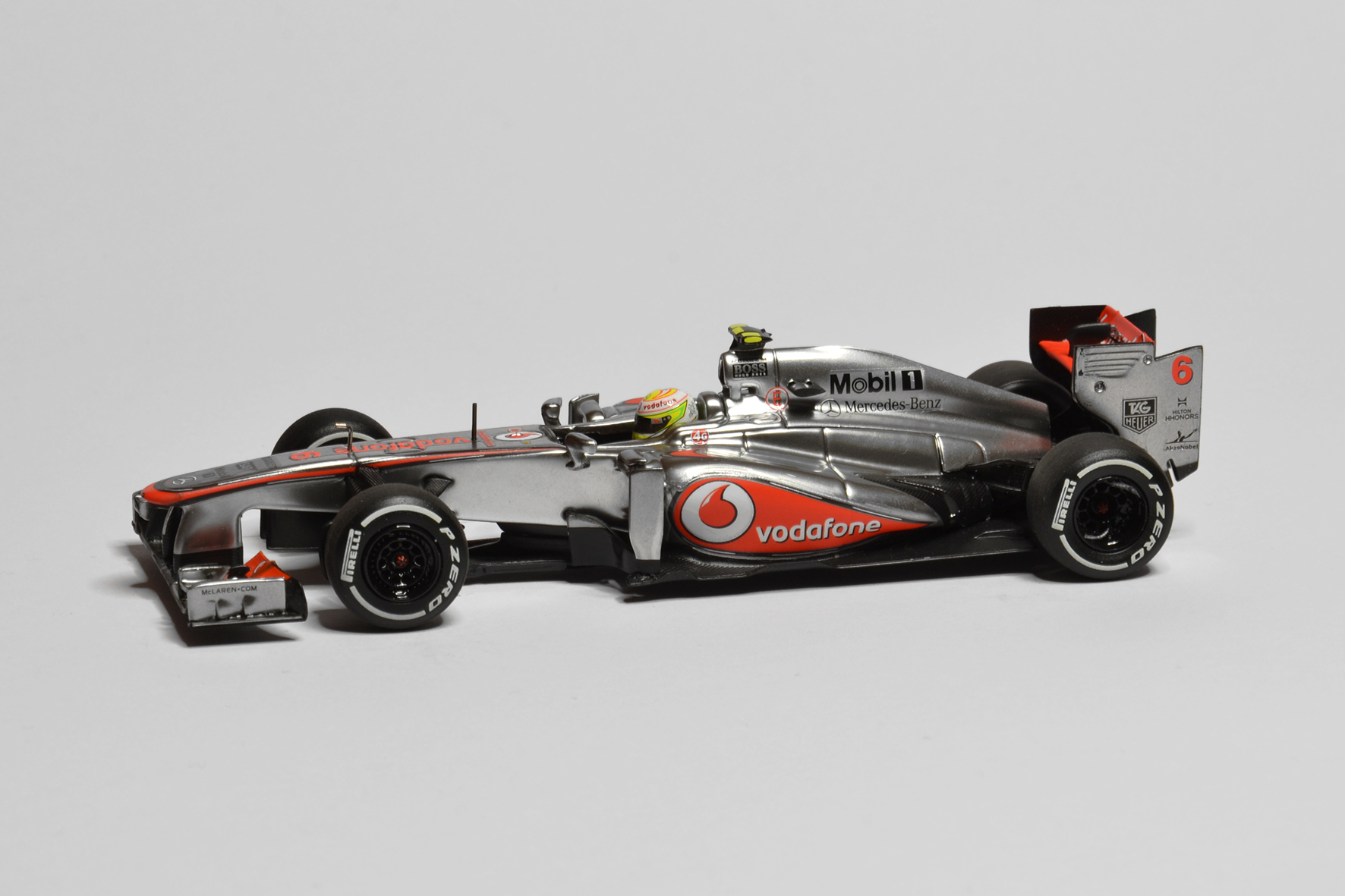 McLaren - Mercedes MP4/28 | 2013 | Sergio Pérez | Minichamps