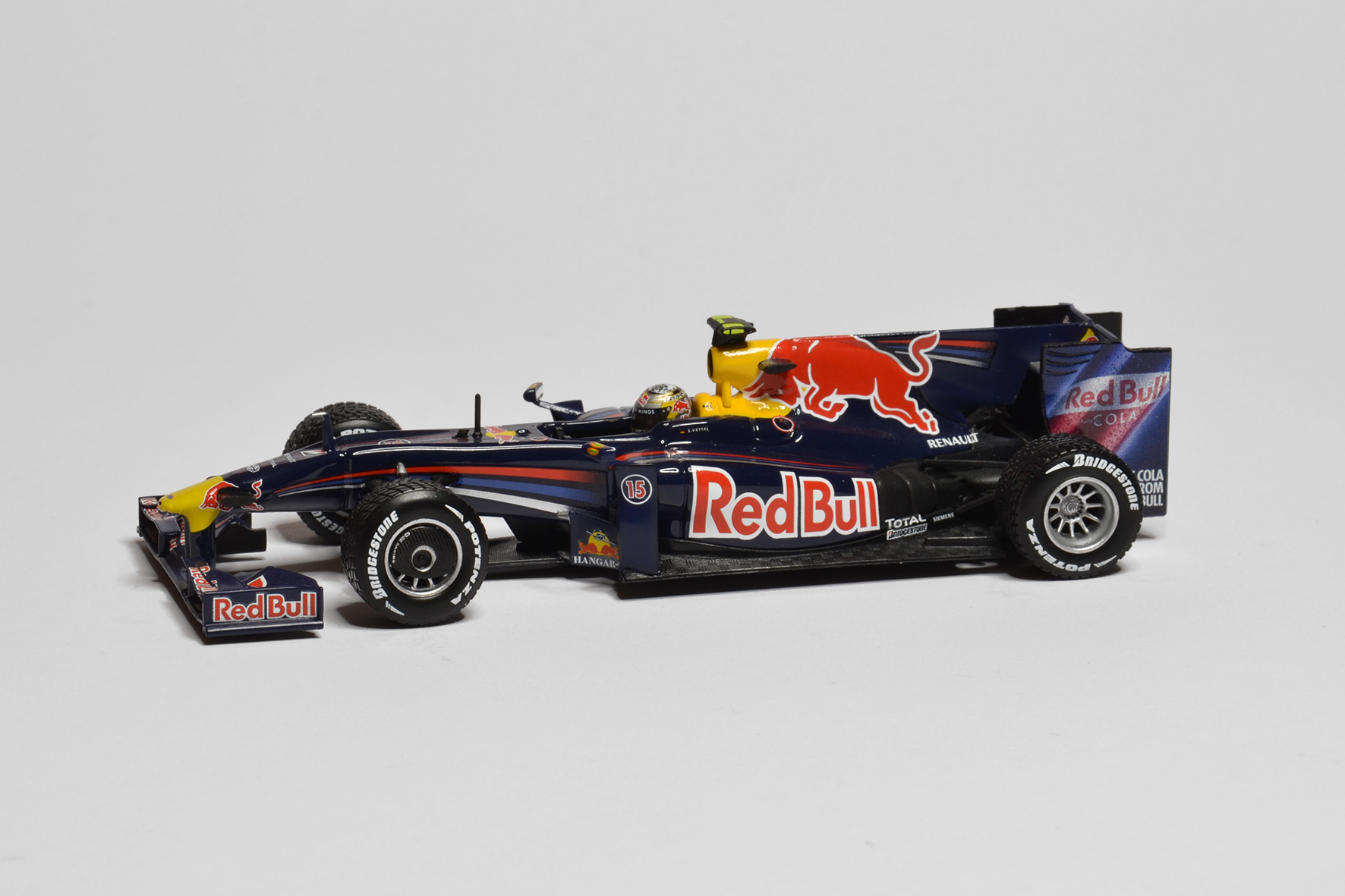 Red Bull - Renault RB5 | 2009 | Sebastian Vettel | Minichamps