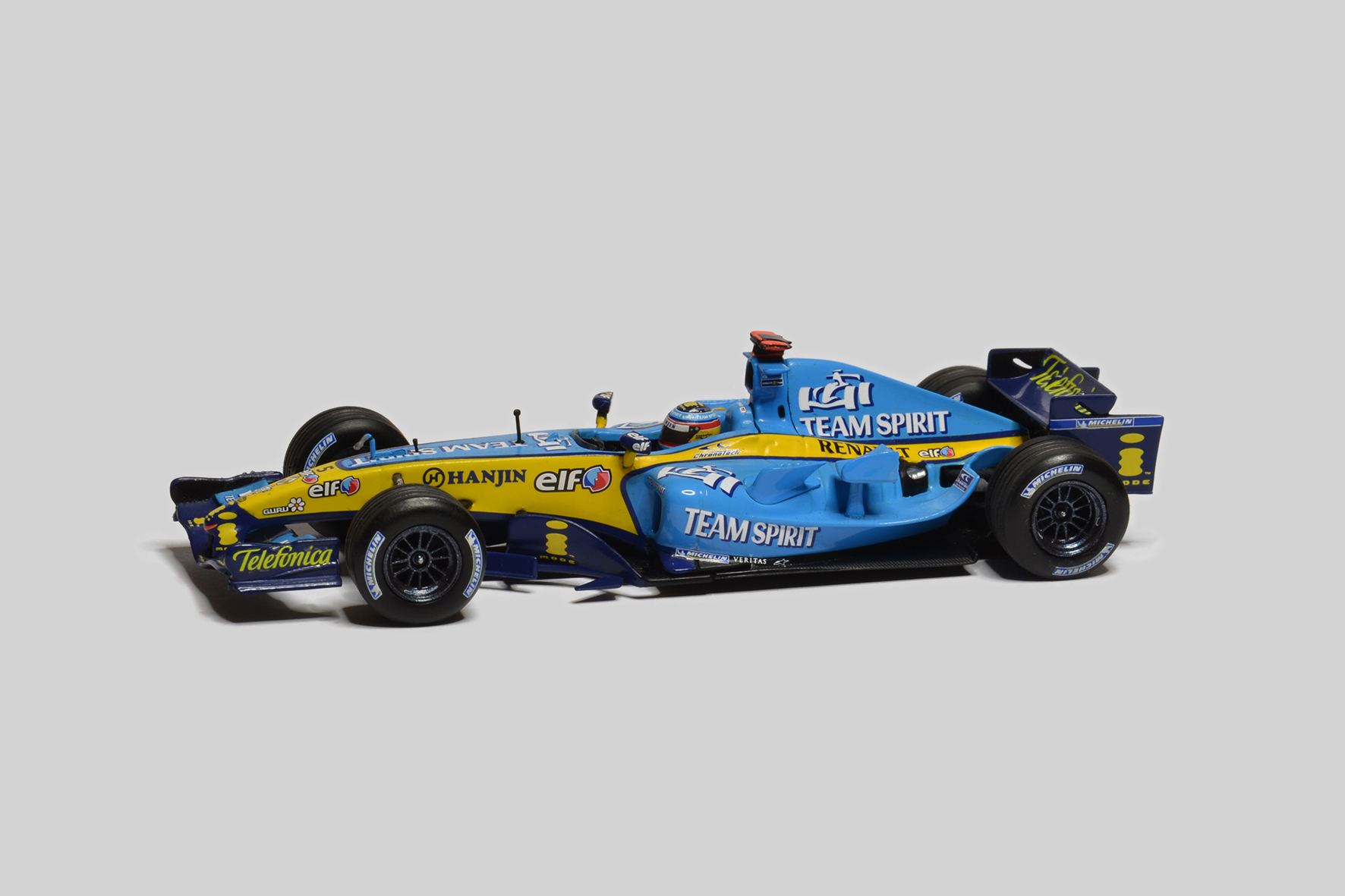 Renault - Renault R25 | 2005 | Fernando Alonso | Minichamps