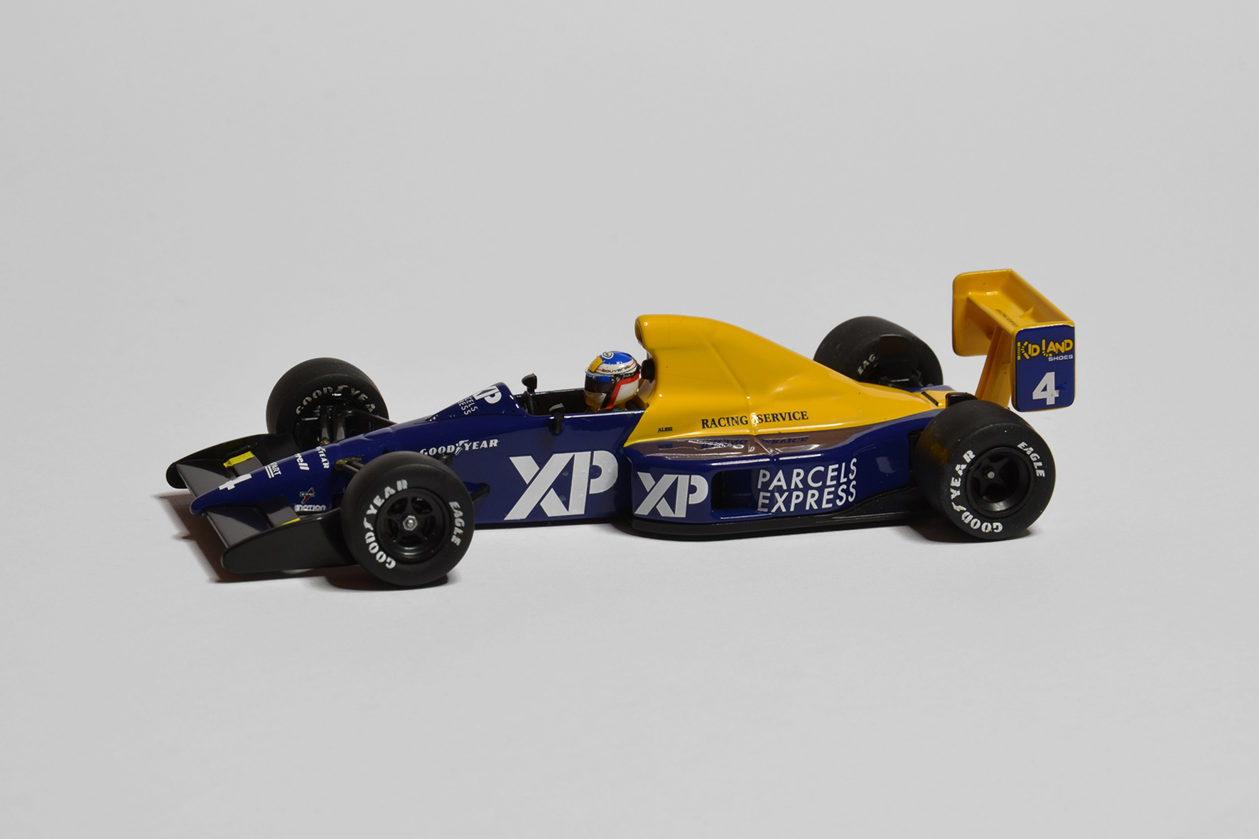 Tyrrell - Ford 018 | 1989 | Jean Alesi | Minichamps