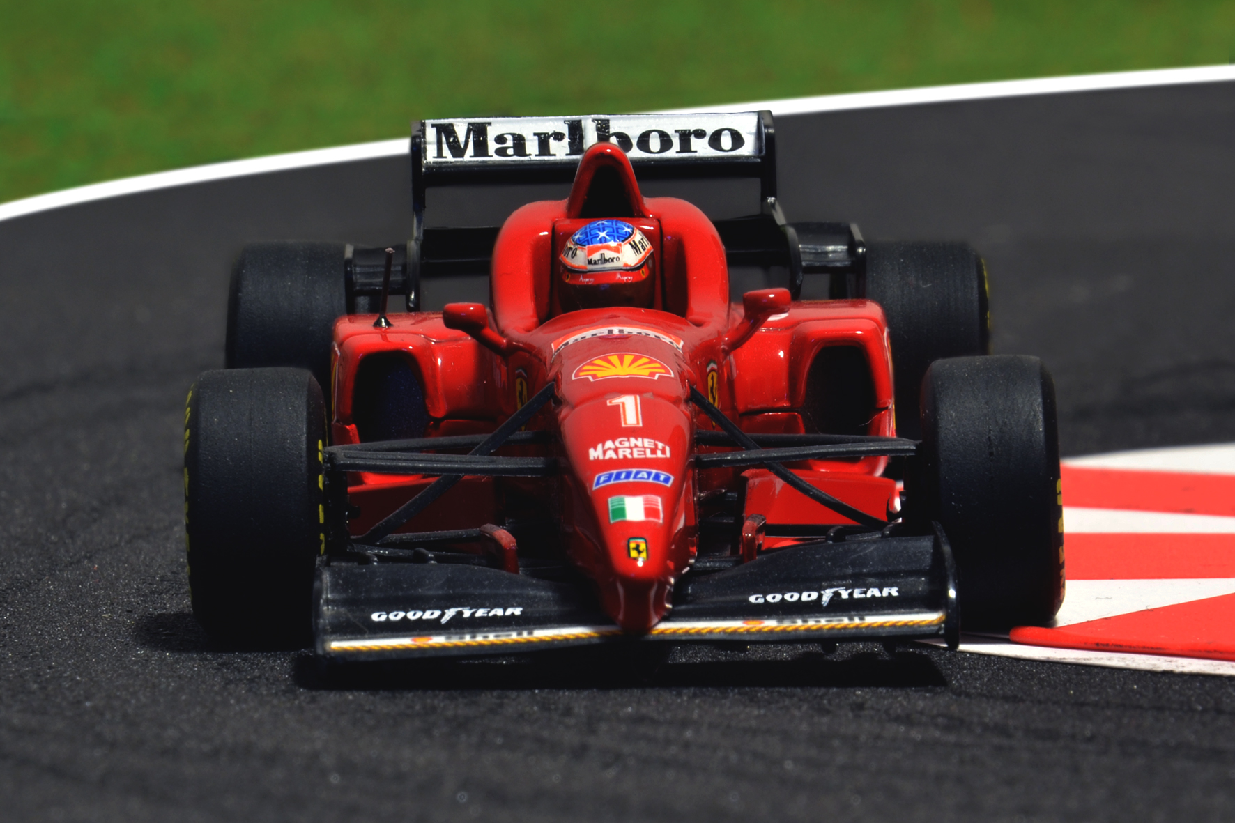 Ferrari F310 Michael Schumacher 1996 - Minichamps 1:43