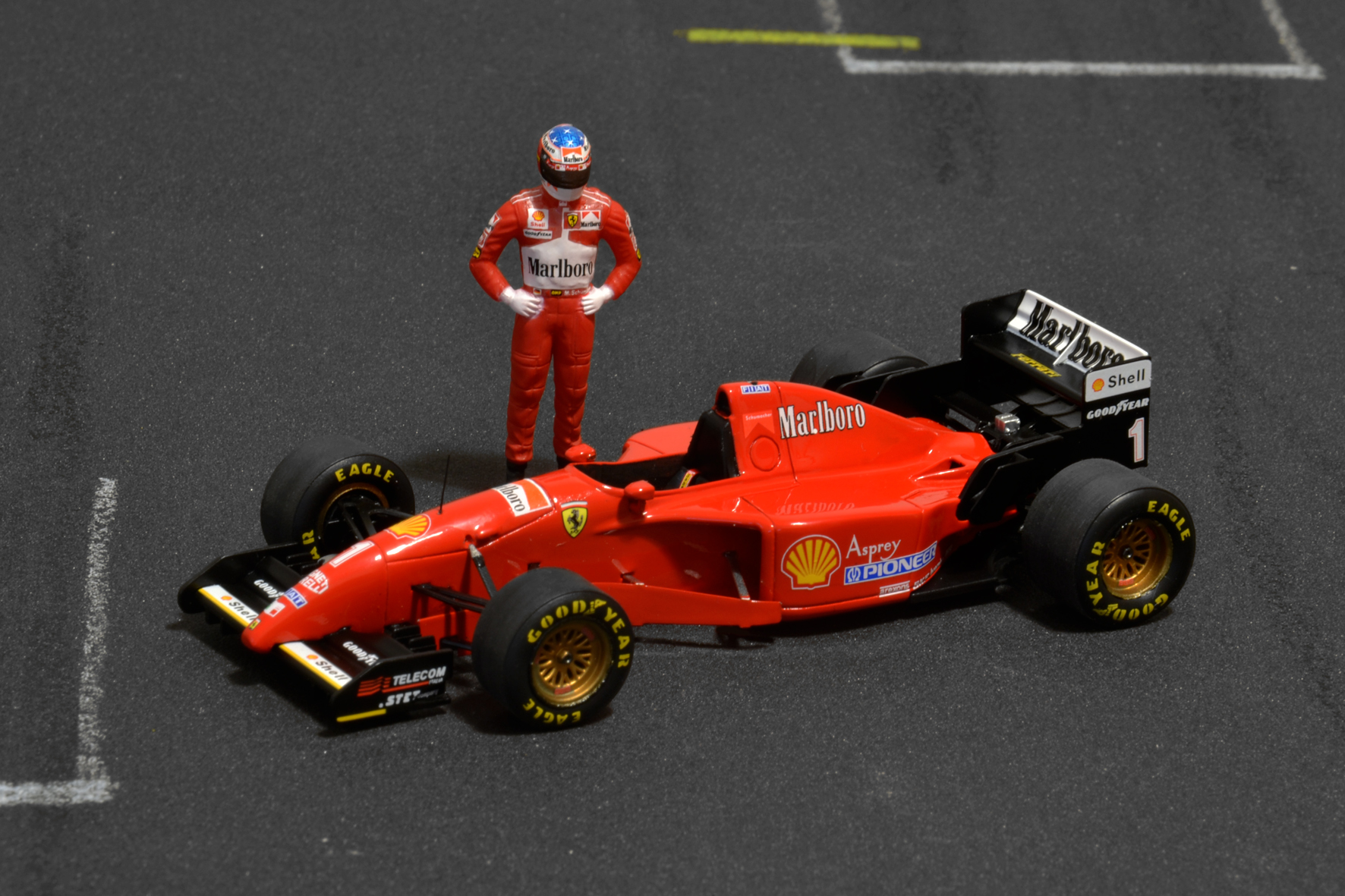 Ferrari 412T2 Michael Schumacher 1995 Test (Not realistic) - Fujimi 1:43