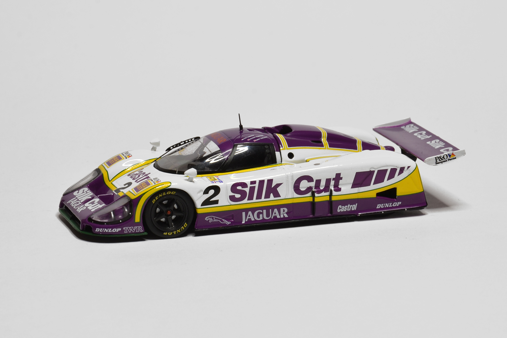 jaguar-xjr-9_1988.jpg
