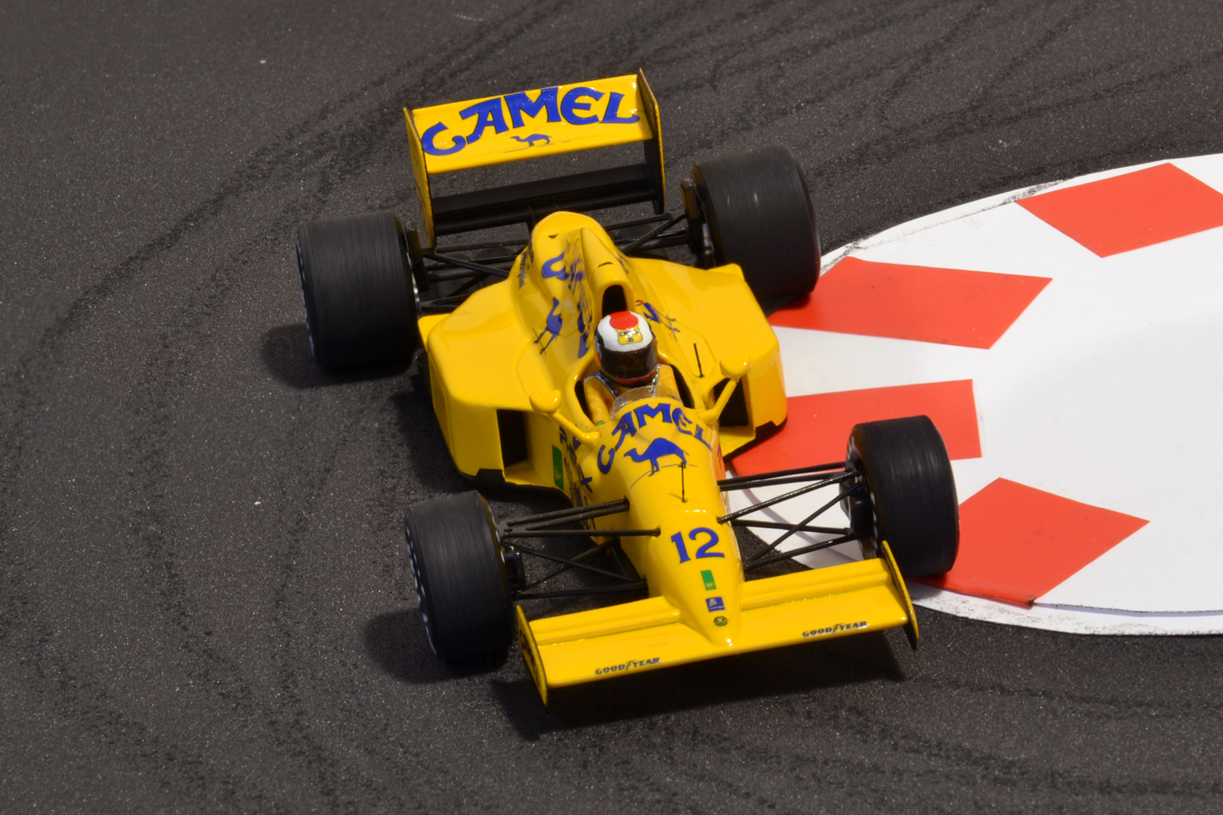 lotus102_herbert.jpg