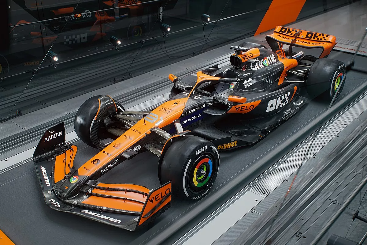 A McLaren volt az első Formula-1-es csapat, amely bemutatta 2024-es autójának festését!