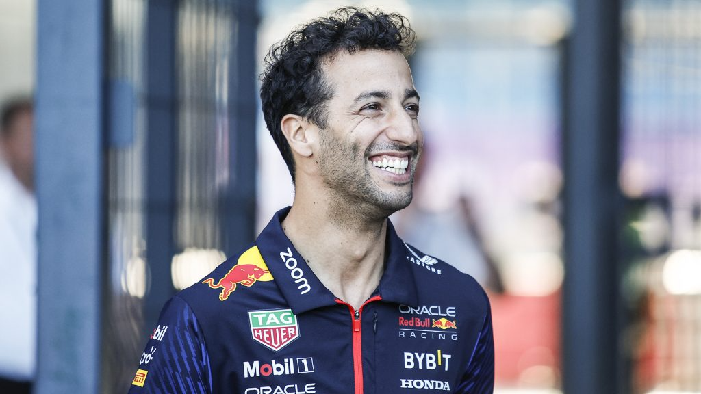 Daniel Ricciardo Beszéltem a Ferrarival, de...