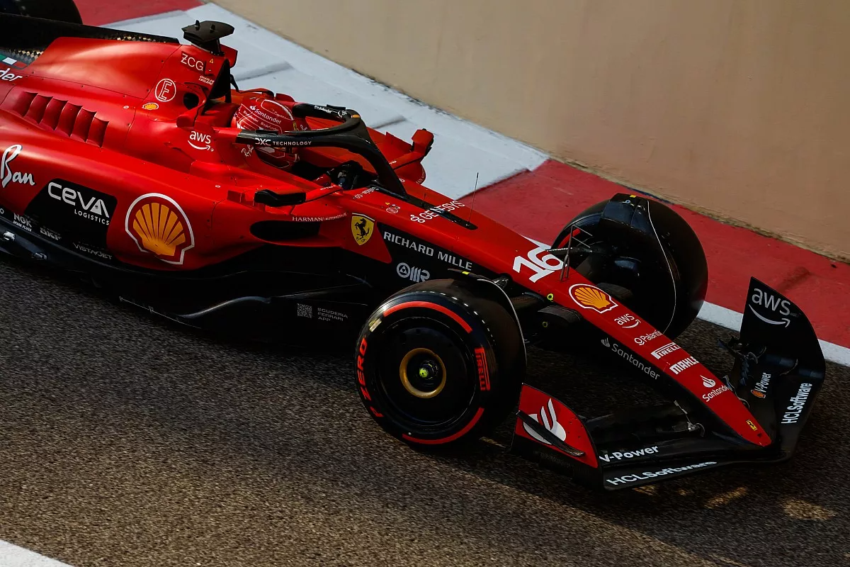 Elkészült az első előzetes kép a 2024-es Ferrari Forma-1 autójáról.