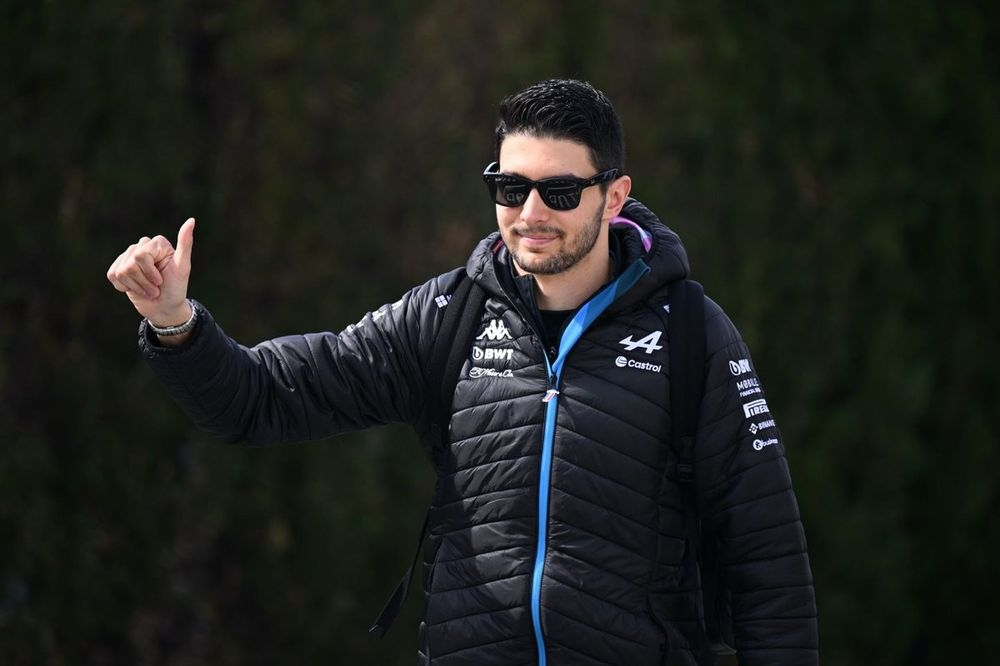 Ocon: Az Alpine hátrébb lépett az első lépés megtételével