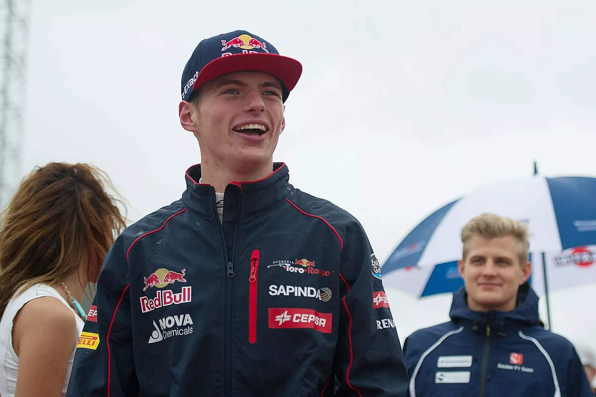 Verstappen nem okozott örömet a vizsgabiztosnak a közúti jogosítvány megszerzése során.