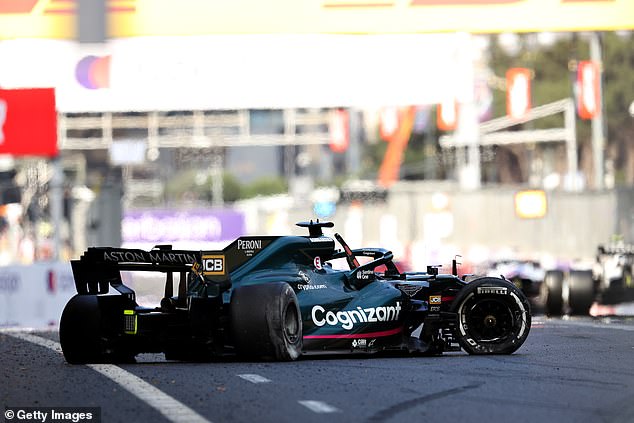 lance-stroll-smashes-into-concrete-wall-at-200mph-following-a.jpg