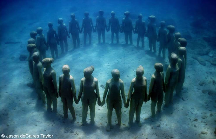 Jason deCaires Taylor 5.jpg