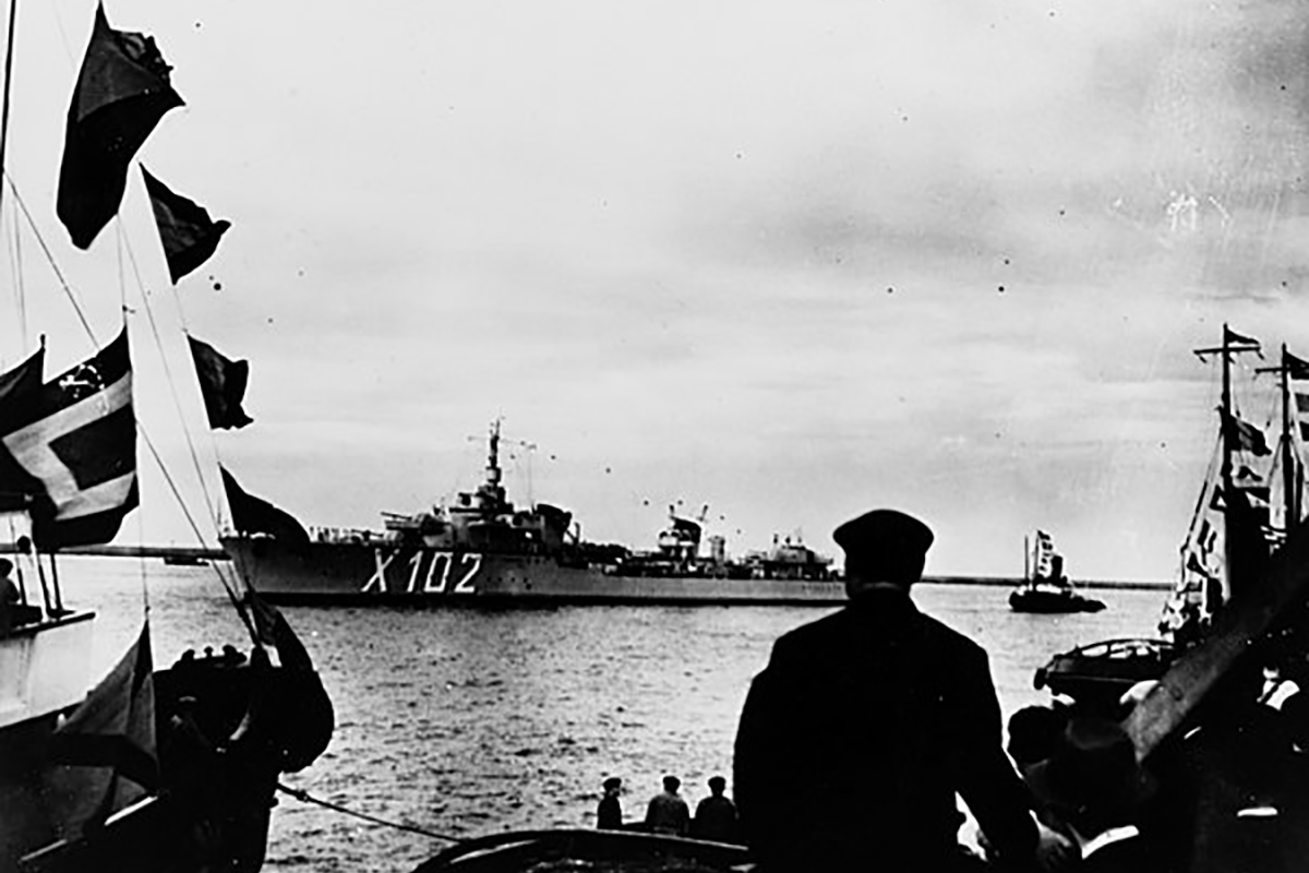 Az angol flotta megsemmisíti szövetségese, Franciaország hadihajóit (Fotó: Wikipedia.fr.)