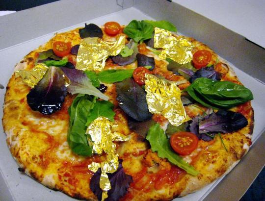 Pizza-Royale-007-most-expensive-pizza.jpg