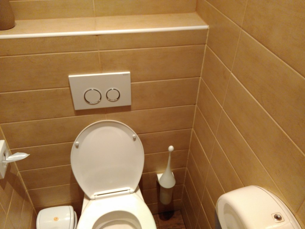 igényes kialakítású wc