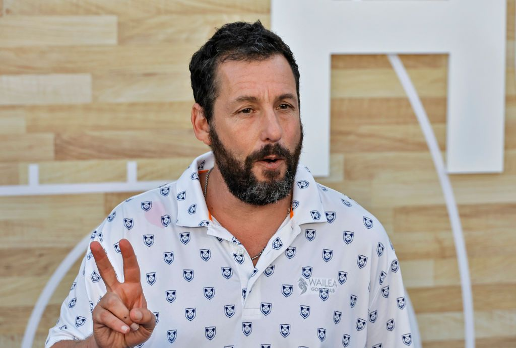 adam_sandler_az_amerikai_humor_kiralya_xxxx.png