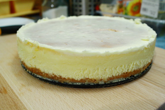 new_york_style_cheesecake_1.jpg