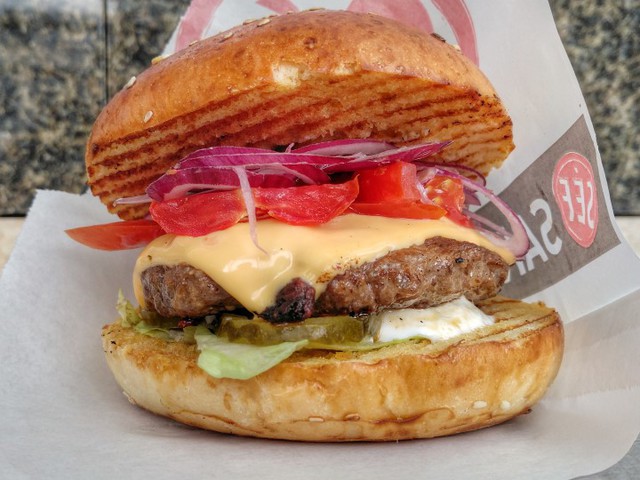 Korrekt hamburger 1000 forintért? - Séf büfé