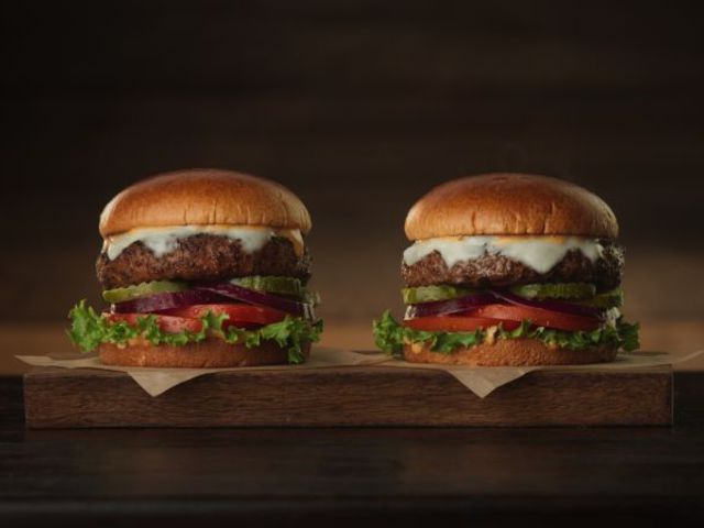 Vega burgerek húspogácsával a TGI Friday's-ben