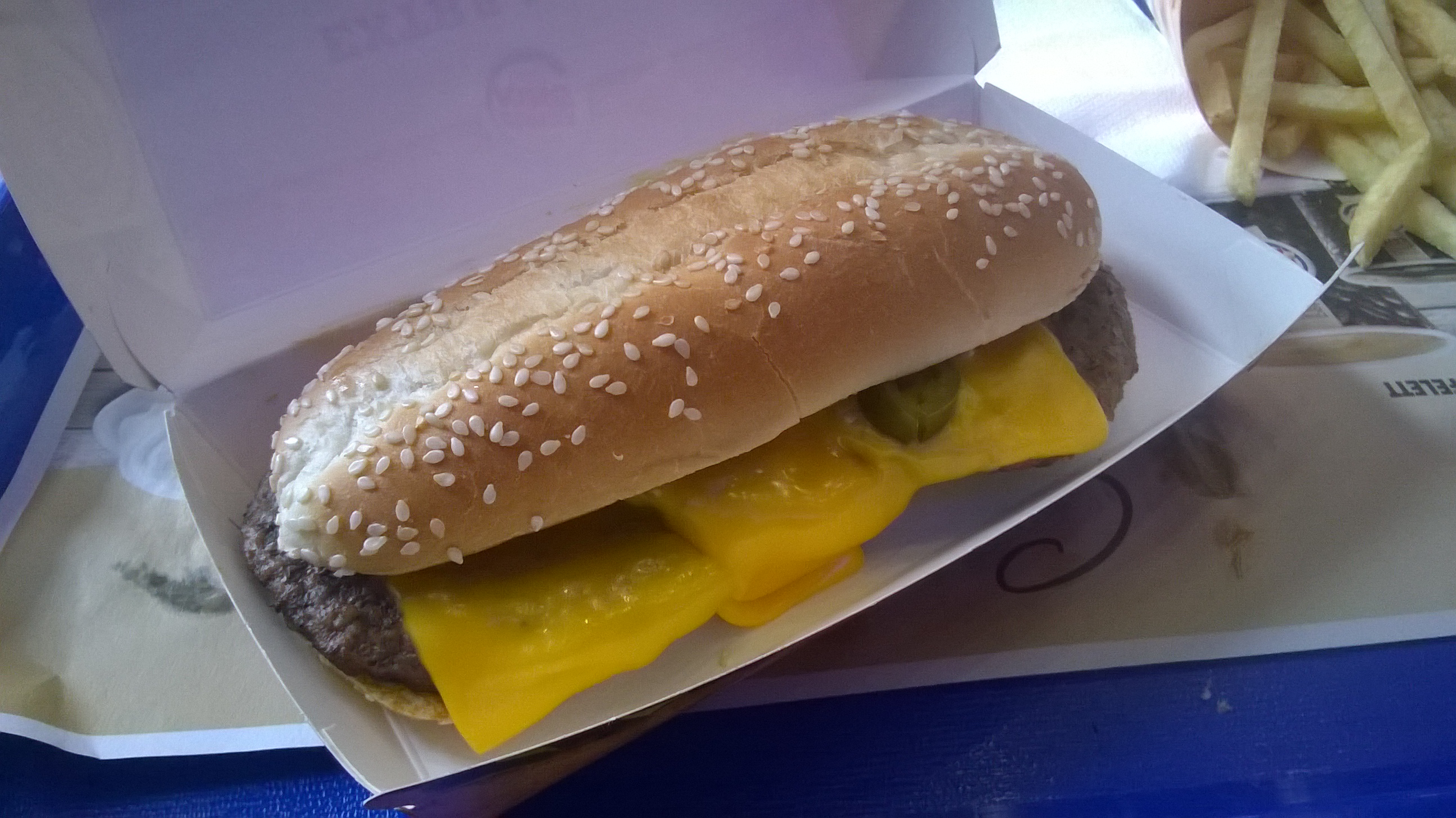 burger_king_xtra_long_chili_cheese.jpg