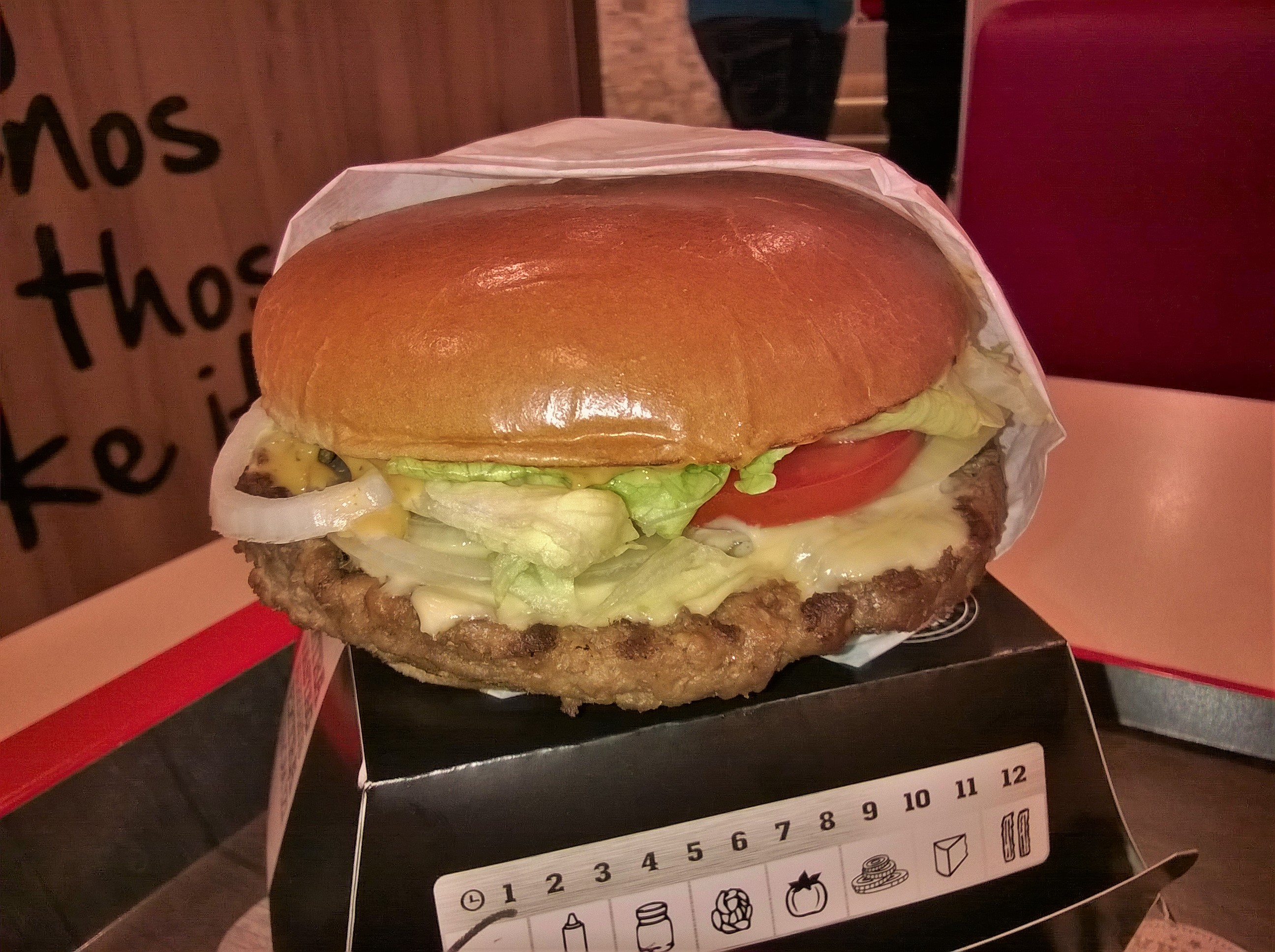 burger_king_karacsony_cajun_angus_xt_02.jpg