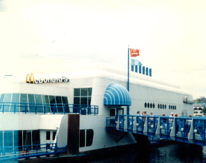 mcbarge_01.jpg