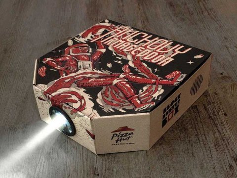 pizza-hut-blockbuster-box-movie-projector.jpg