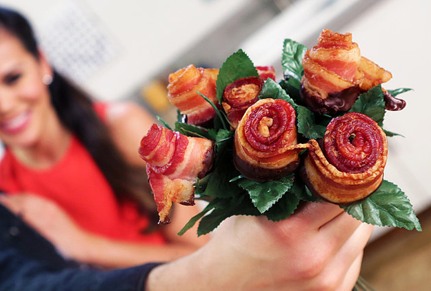 chocolate-bacon-roses-how-to.jpg