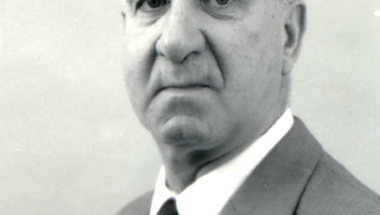 Sárközy és nénikéje