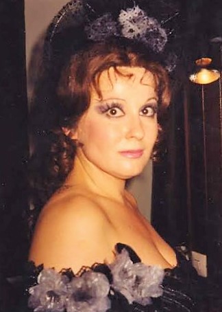 szucs-marta_traviata.jpg