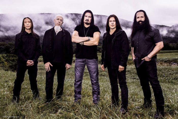 dream_theater_band_1812.jpg