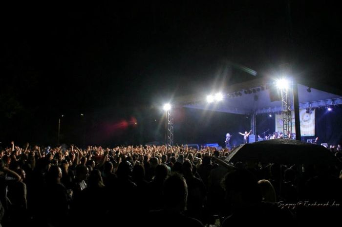 rockonfest2015hir.jpg