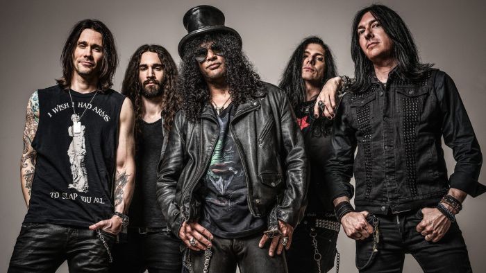 slash_featuring_myles_kennedy_and_the_conspirators_budapest.jpg