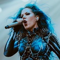 Lebetegedett az Arch Enemy énekesnője - kényszerpihenőn Alissa White-Gluz