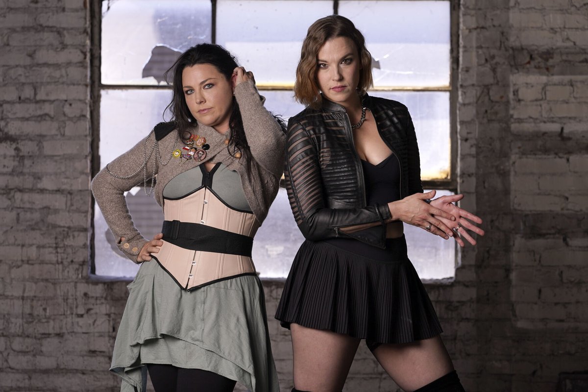 amy-lee-lzzy-hale.jpg