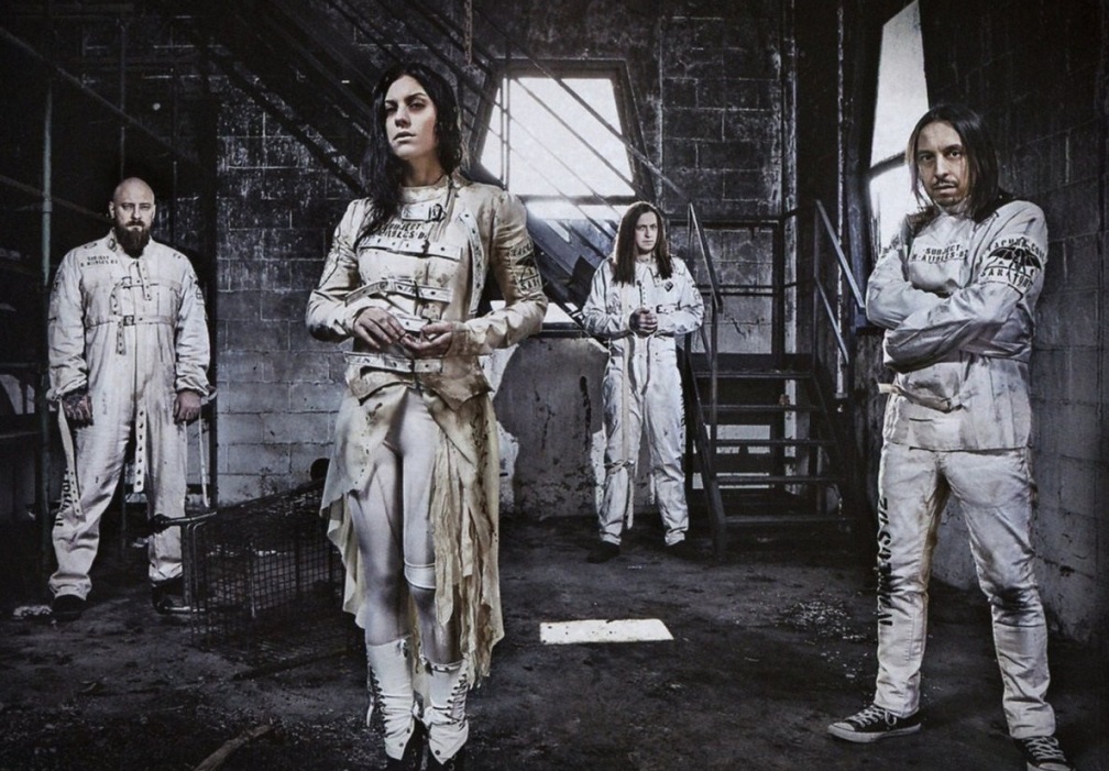 Lacuna Coil: fergeteges buli Londonban, soha nem játszott dalokkal