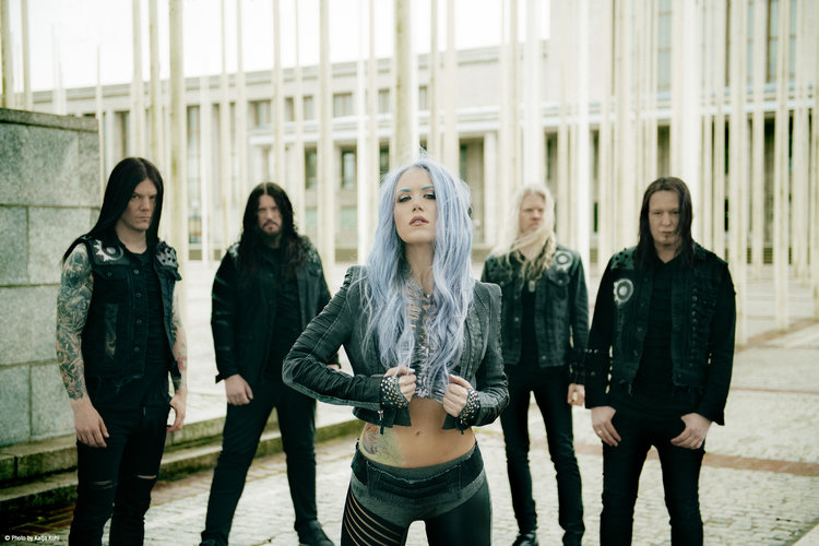 Itt az Arch Enemy új videója: The World Is Yours